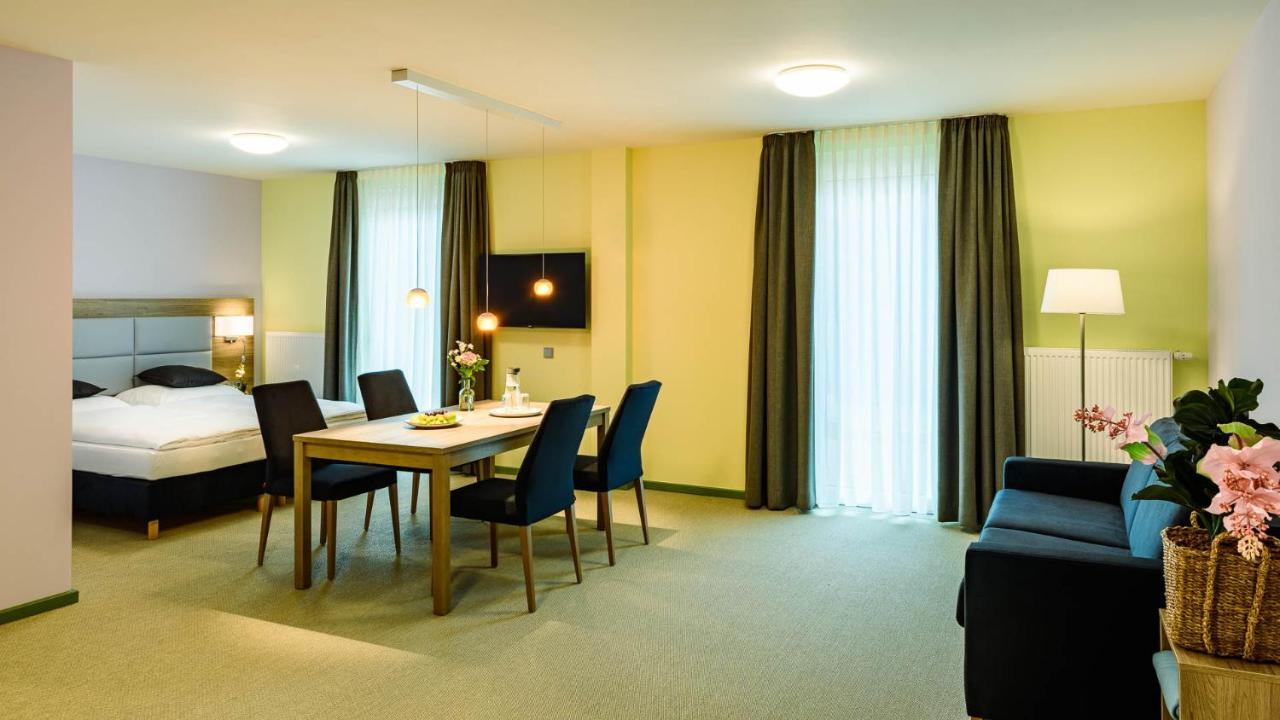 Nutzwedel Resort Farmers Lodge Horst  ภายนอก รูปภาพ